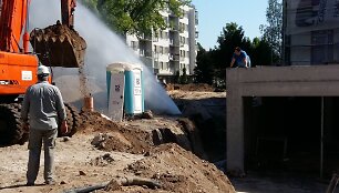 Vandentiekio avarija Žirmūnuose