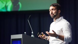 Omidas  Scheybani konferencijoje &bdquo;Login&ldquo;