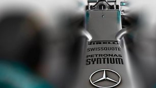 „Mercedes W05” bolido užuominos