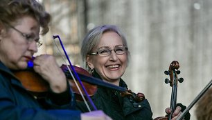 Smuikininkė Jolanta Voludskytė