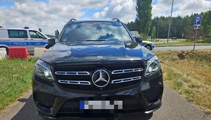 Lenkijoje įkliuvo Lietuvos pilietis su Vokietijoje vogtu &bdquo;Mercedes&ldquo;