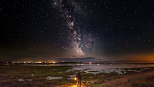 Paukščių takas virš Dorseto peizažo