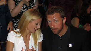 Gwyneth Paltrow ir Chrisas Martinas 2014 metų sausį „Auksinių gaublių“ ceremonijoje 