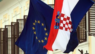 ES ir Kroatijos vėliavos