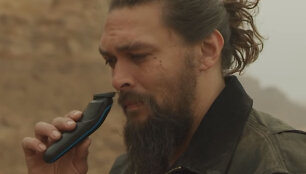 Jasonas Momoa nusiskuto barzdą