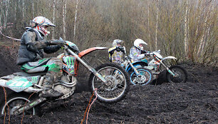 Motociklų &bdquo;Cross country&ldquo; varžybos Biržų raj., Paąžuolės žvyro karjere