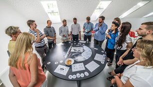 Grupė architektūros bei urbanistikos studentų bei jų vadovai pristatė pirmines ilgalaikes urbanistines vizijas bei ekonomines strategijas Neringos ateičiai