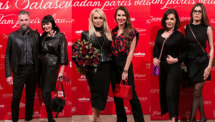 Nerijus ir Julija Ulvydai, Oksana Pikul-Jasaitienė su Deimante Andriu&scaron;kaite, Kristina Kaikarienė su dukra Kriste