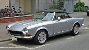 „Fiat 124 Spyder“ 