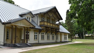 Kur&scaron;ėnų dvaras