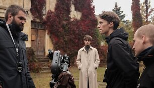 &bdquo;Daddy Was A Milkman&ldquo; vaizdo klipo dainai &bdquo;Liar&ldquo; filmavimo akimirkos