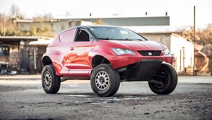 Dariaus Biesevičiaus konstruojamas bekelės automobilis