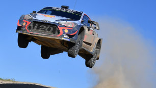 WRC Sardinijos ralis, Thierry Neuville'is ir Nicolas Gilsoulis