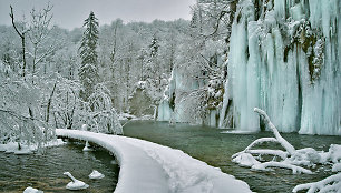 Plitvicos nacionalinis parkas žiemą