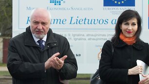 Aplinkos ministras Valentinas Mazuronis ir viceministrė Daiva Matonienė