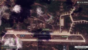 Ukrainos dronų operacija prie&scaron; Rusijos karines bazes