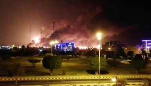 Gaisras &bdquo;Aramco&ldquo; įmonėje Abkaike