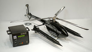 Aleksejaus Zaicevo nuotolinis elektros maitinimo šaltinis skraidymo aparatams 