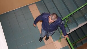 Už mirtimi pasibaigusios avarijos sukėlimą teisiamas Edvinas Jurkus i&scaron; teismo salės bėgte i&scaron;bėgo.