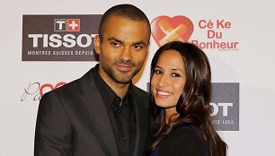 Tony Parkeris su Axelle Francine