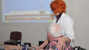 Kauno ligoninės Reabilitacijos klinikos pacientai sveiksta žaisdami kompiuterinius žaidimus