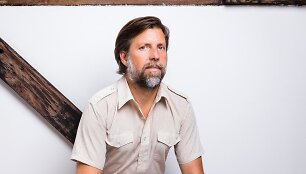 James Nestor