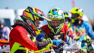 &Scaron;iauliuose &ndash; 200 motociklininkų susirungė antrame Lietuvos motokroso čempionato etape