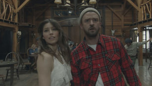 Justinas Timberlake'as ir Jessica Biel vaizdo klipe „Man of the Woods“