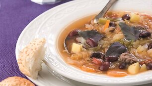 Itali&scaron;ka daržovių sriuba &bdquo;Minestrone&ldquo;