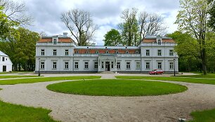 Luk&scaron;ių dvaras. efoto.lt