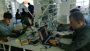 Renginio &bdquo;App Camp&ldquo; akimirka