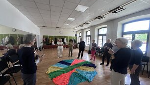 Lietuvos &scaron;okio-judesio terapijos asociacijos organizuoti užsiėmimai Vilniaus senjorėms