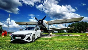 „Audi e-tron Sportback“ Sasnavos aerodrome