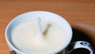 Pienas reikalingas kaulų stiprinimui