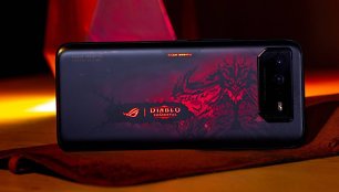 Asus ROG Phone 6 Diablo Immortal Edition