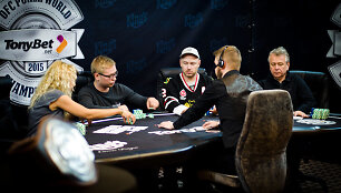 Tomas K&scaron;enevičius (centre kairiau) OFC Pasaulio čempionate / TonyBet.com nuotr.