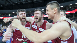 Broliai Lavrinovičiai ir Simas Galdikas