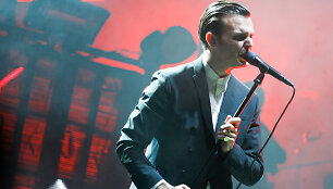 &bdquo;Hurts&ldquo; vokalistas Theo Hutchcraftas