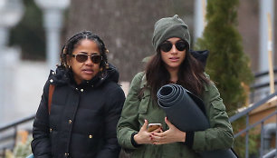 Meghan Markle su mama Doria Ragland