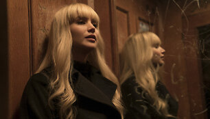 Jennifer Lawrence trileryje &bdquo;Raudonasis Žvirblis&ldquo;