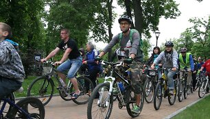 Dviračių rekordas ant stogo