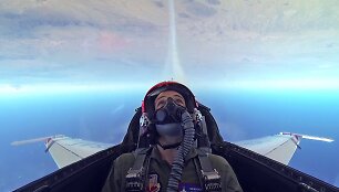 Naikintuve F-16