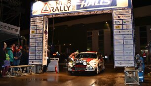 &bdquo;Halls Winter Rally&ldquo; startas