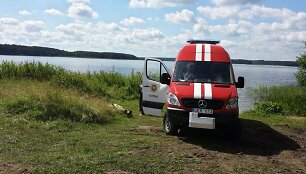 Arino ežere vykdomos skenduolių paie&scaron;kos