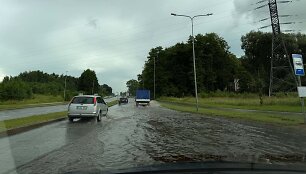 Klaipėdos Liepų g. po liūties