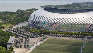 Karinė technika prie &Scaron;endženo stadiono
