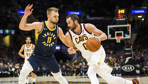 Domantas Sabonis ir Kevinas Love'as