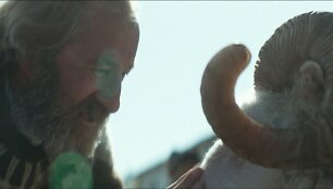 Kadras i&scaron; filmo &bdquo;Avinai&ldquo;