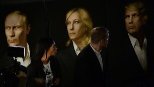 Vladimiro Putino, Marine Le Pen ir Donaldo Trumpo portretai