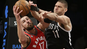 Jonas Valančiūnas ir Brookas Lopezas